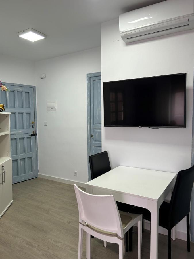 Acogedora Y Moderna Casa En Pueblo Villa Serra Bagian luar foto