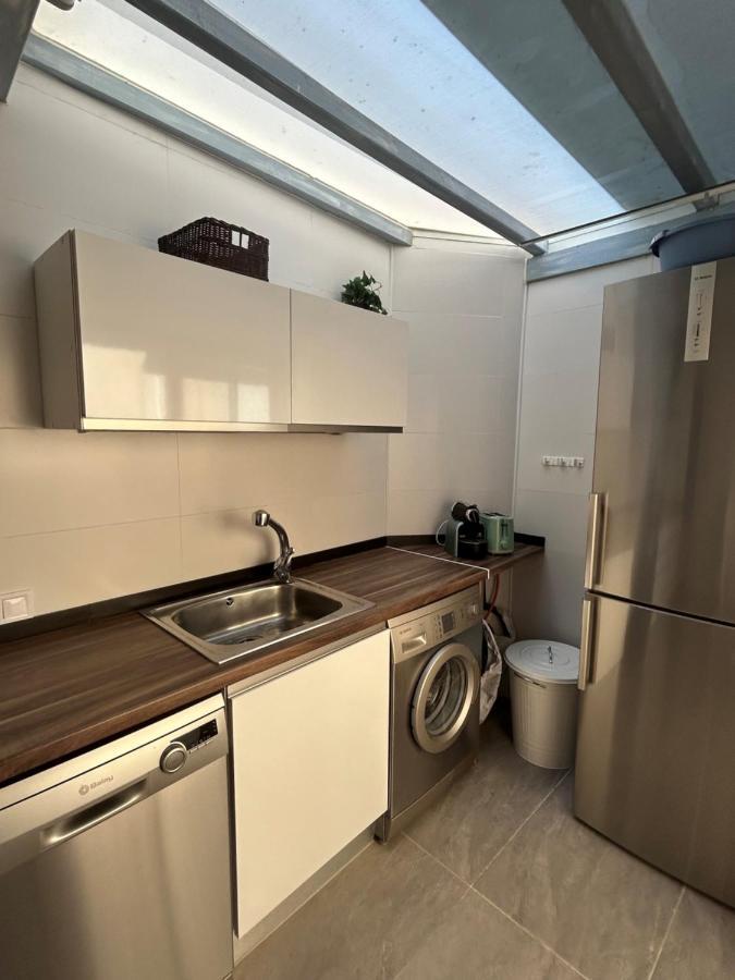 Acogedora Y Moderna Casa En Pueblo Villa Serra Bagian luar foto